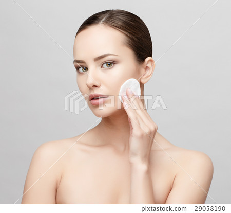 Beautiful Woman with Clean Fresh Skin  29058190