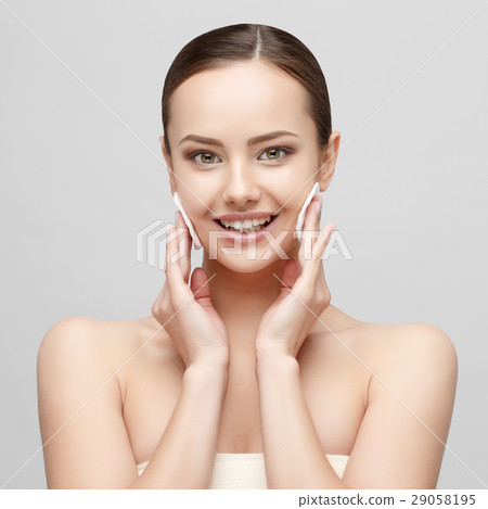 Beautiful Woman with Clean Fresh Skin  29058195