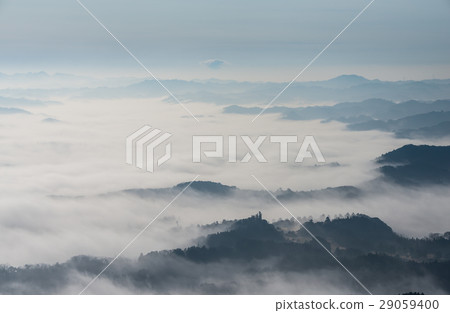 Kujyutani Early Morning Landscape (Kimitsu City, Chiba Prefecture Kano Mountain) Photographed in March, 2017 29059400