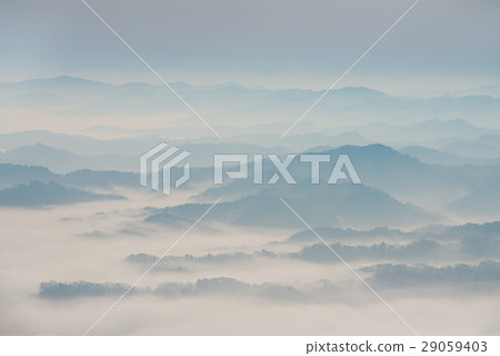 Kujyutani Early Morning Landscape (Kimitsu City, Chiba Prefecture Kano Mountain) Photographed in March, 2017 29059403