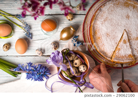 German Easter cake, a piece of cake, eggs, flowers 29062100