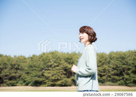 Tourism women Tourism women 29067566