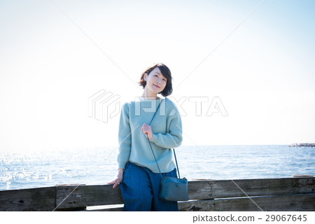 旅遊女性 旅遊女性 29067645