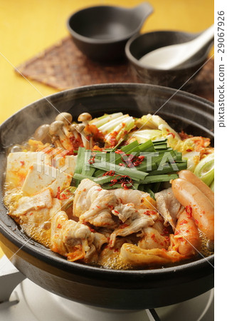 kimchi hot pot  29067926