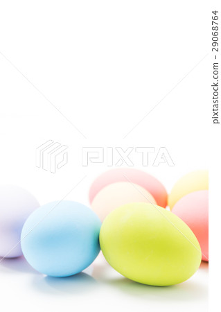 Easter egg on white Easter egg on white 29068764