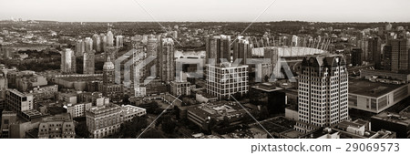 Vancouver rooftop view 29069573