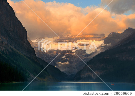 Lake Louise Lake Louise 29069669
