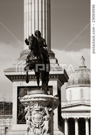 Trafalgar Square 29069996