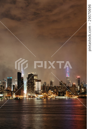 Manhattan midtown skyline at night 29070696