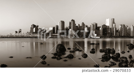 Vancouver downtown 29070833