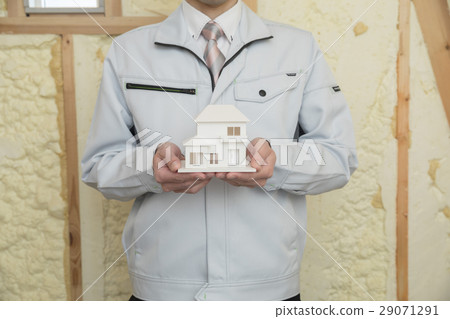 Newly renovated image 29071291