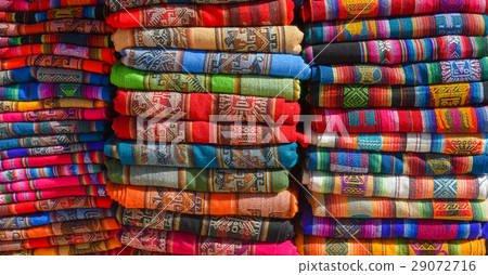 Rugged Peruvian textile 29072716