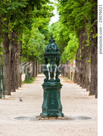 Wallace fountain on the Champs Elysees. Paris Wallace fountain on the Champs Elysees. Paris 29076021