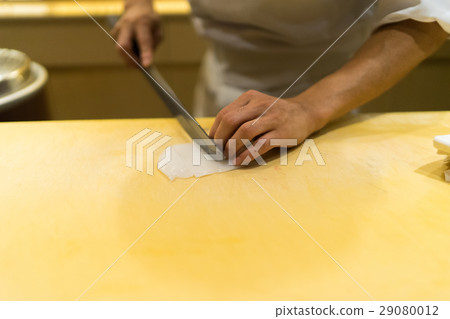 Sushi craftsman cooking image 29080012