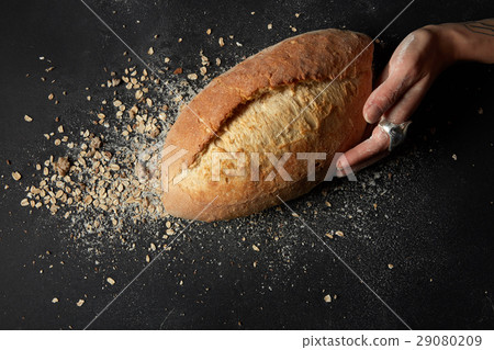 Delicious fresh bread 29080209