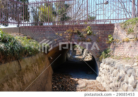 [Important cultural property] Old brick production facility brick arch bridge 29085453