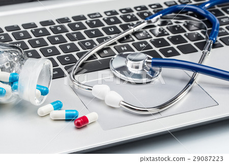 Medical Research, stethoscope and Capsulelaptop Medical Research, stethoscope and Capsulelaptop 29087223