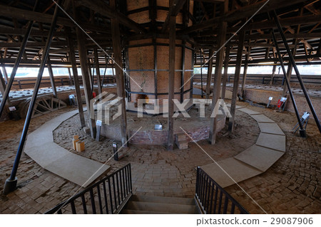 [Important Cultural Property] Nogimachi Brick Kiln (former Shimono Brick Manufacturing Co., Ltd. Brick Kiln) Upper part (2nd floor) 29087906