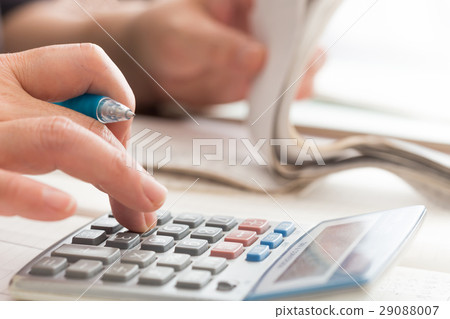 Household account book (receipt and calculator) Household account book (receipt and calculator) 29088007