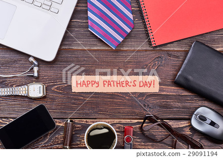 Father's Day card and accessories. 29091194