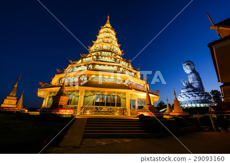 Chinese pagoda and Guan Yin, Chiang rai Chinese pagoda and Guan Yin, Chiang rai 29093160