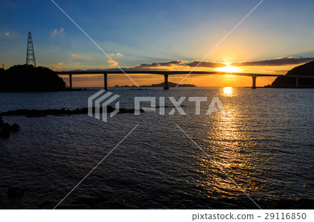 Sunset of the Iyojima Ohashi 29116850
