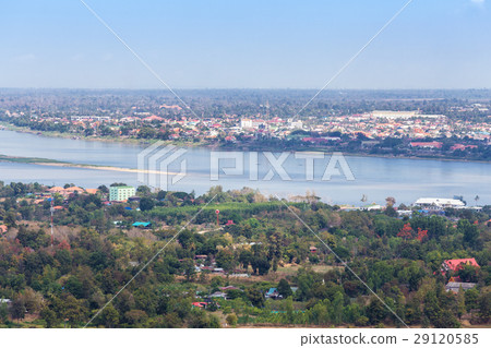 mekong river at Mukdahan, Thailand 29120585