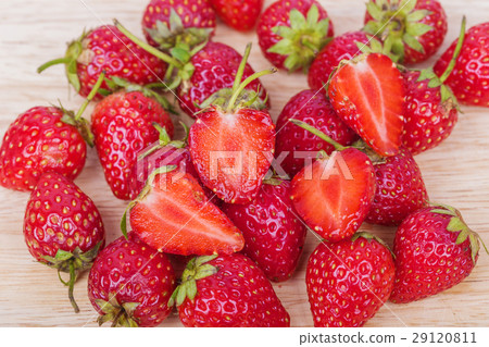 Fresh ripe strawberry on wood Fresh ripe strawberry on wood 29120811
