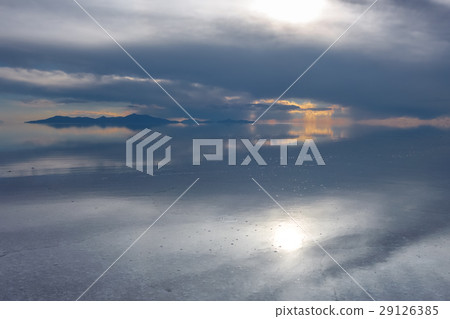 Salar de Uyuni desert, Bolivia 29126385