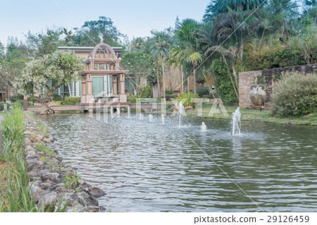 house with a fountain clean natural environment house with a fountain clean natural environment 29126459