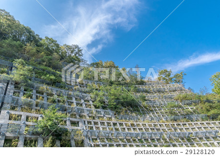 Reinforced mountain slope 29128120