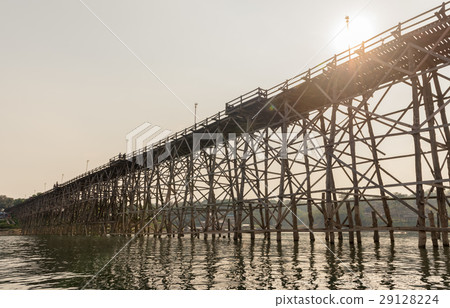 old an long wooden bridge at Sangklaburi 29128224
