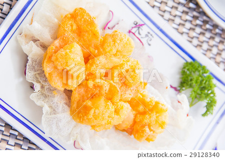 deep fried shrimp 29128340