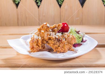 deep fried chicken 29128374