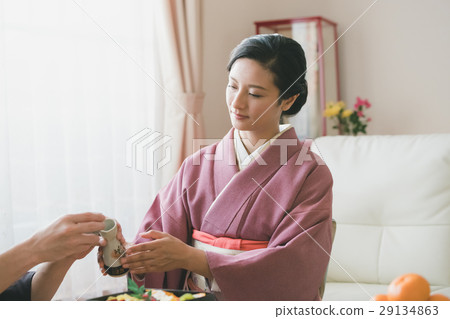 kimono, japanese sake, sake bottle 29134863