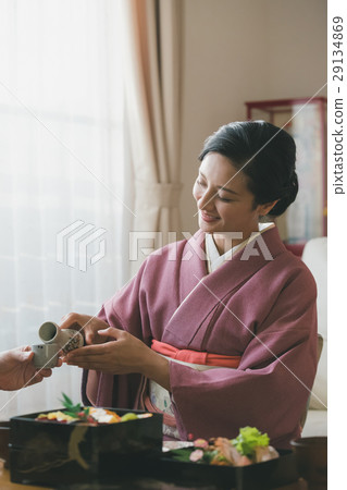 kimono, japanese sake, new year 29134869