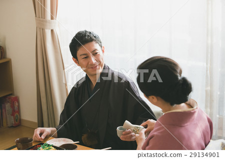 kimono, japanese sake, couple 29134901