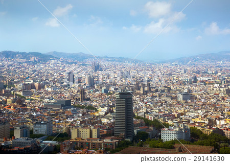 Historical neighbourhoods of Barcelona, view above 29141630