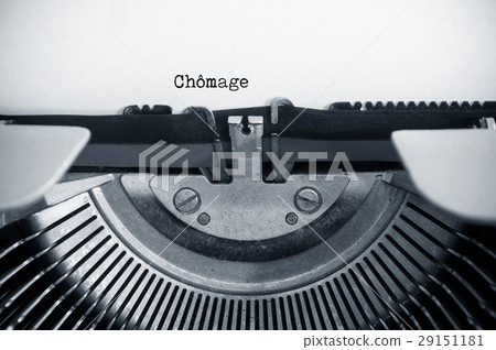vintage typewriter with words - unemployment 29151181