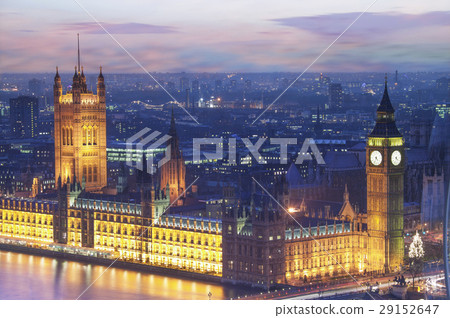 Elevated view of the Houses of Parliament at dusk Elevated view of the Houses of Parliament at dusk 29152647