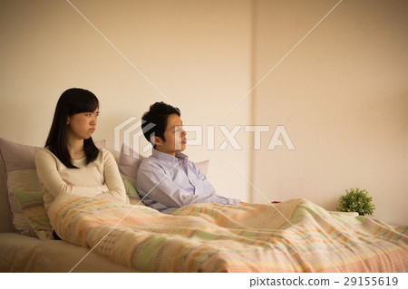 A couple fighting in the bedroom A couple fighting in the bedroom 29155619