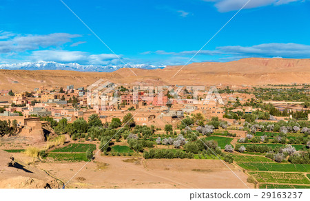 Panoramic view of Ait Benhaddou, a UNESCO world 29163237
