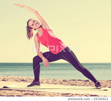 Female training at sea beach Female training at sea beach 29166822