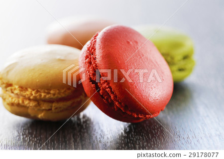 Macaroon 29178077