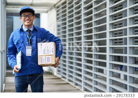 Happy delivery man Happy delivery man 29178333