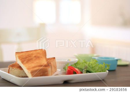 Breakfast 29181656