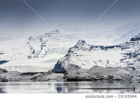Icebergs at glacier lagoon Icebergs at glacier lagoon 29183064