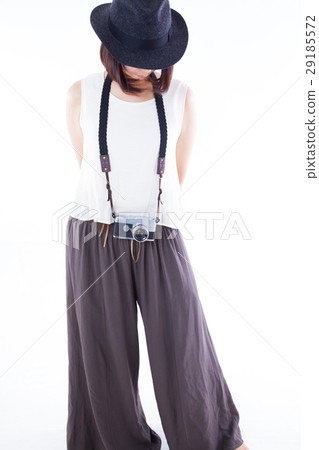 Female photographer 29185572