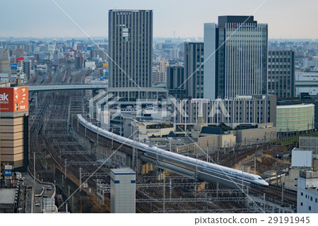 N700 series running in Nagoya city 29191945