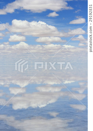 Uyuni salt lake   29192831